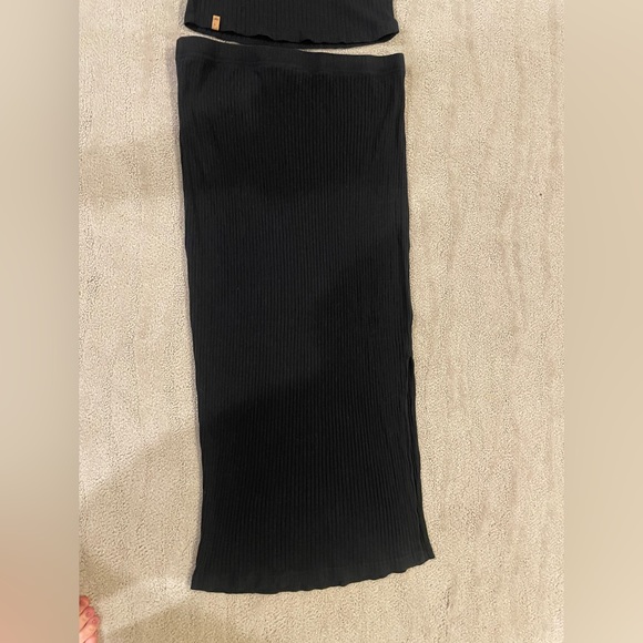 Ten tree knit rib skirt (sz l) and knit rib crop (sz m) - Picture 4 of 5